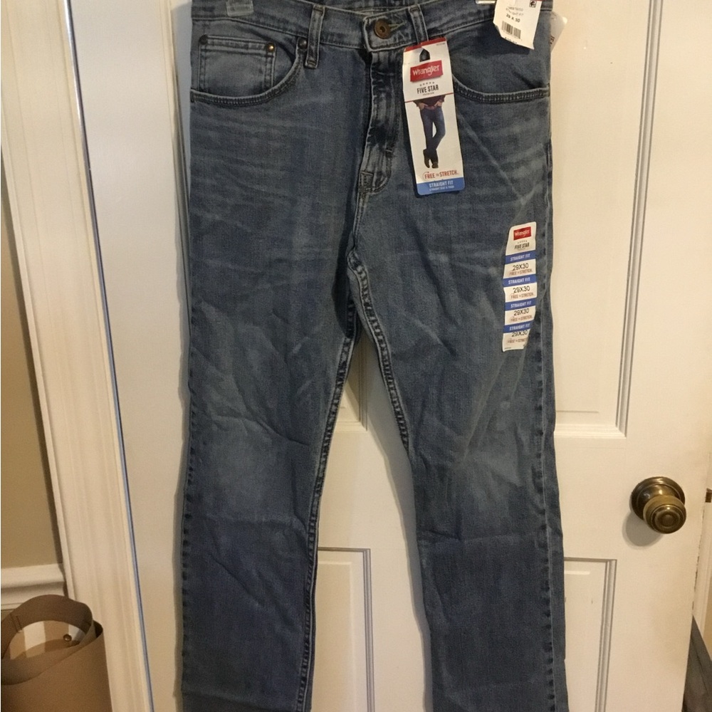 Wrangler Men's Relaxed Fit Light Blue Jeans